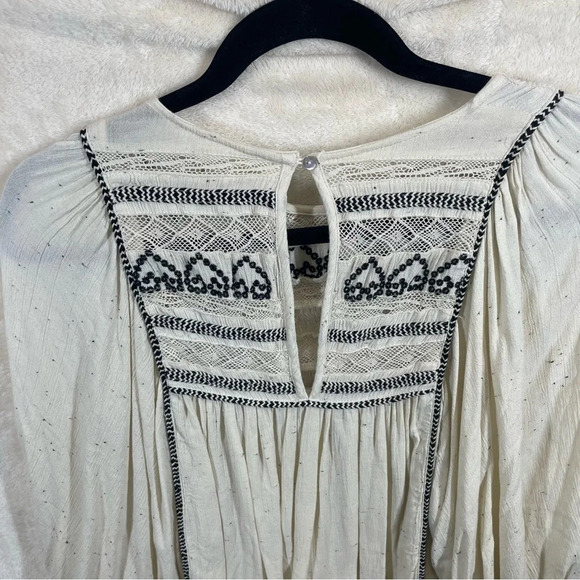 Free People Cyprus top bohemian embroidered pleated gauzy blouse XS hearts - Picture 4 of 13